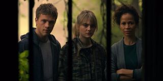 Sherri Saum, Connor Jessup, Emilia Jones in Locke and Key