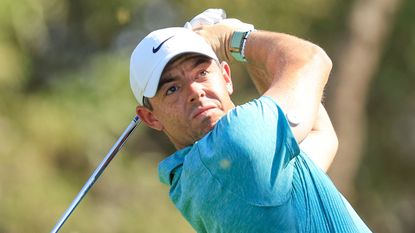 Rory McIlroy takes a shot at the 2022 DP World Tour Championship in Dubai