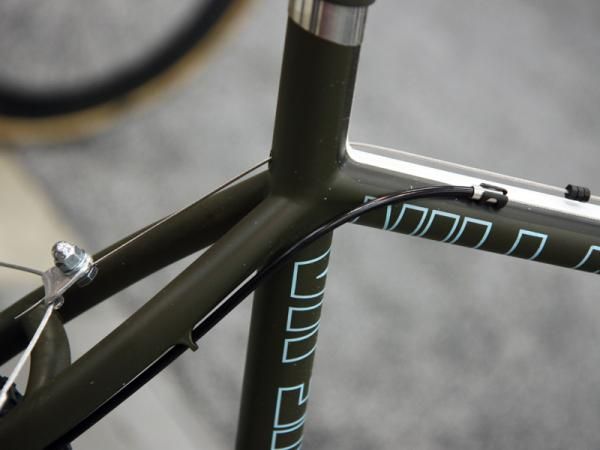 The rear brake cable passes right through the integrated seatmast on this Vanilla Workshop Speedvagen 'cross bike.