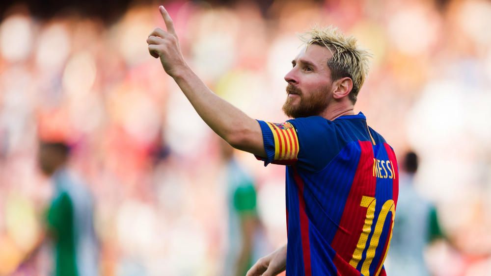 He's back! Messi to make Barcelona comeback against Deportivo | FourFourTwo