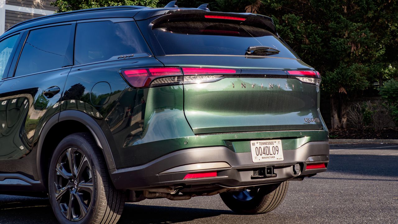 2027 Infiniti QX60 review.