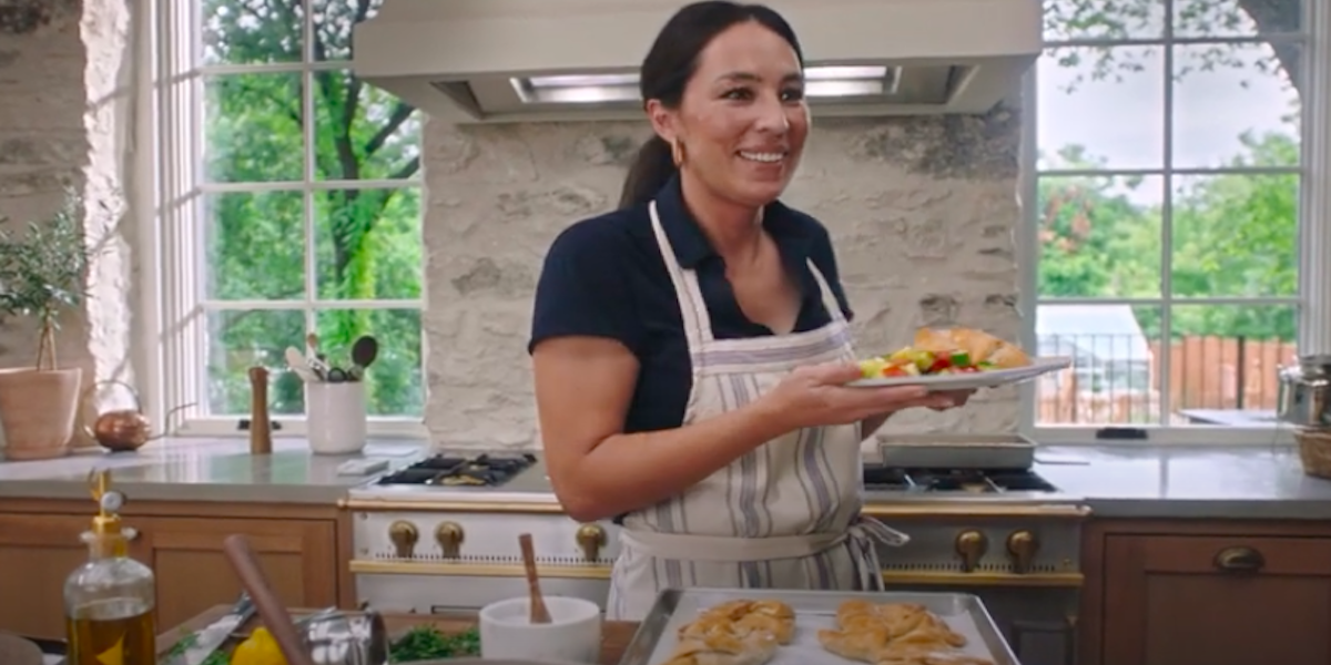 Joanna Gaines' designer side came out, as she prepared for her cooking...