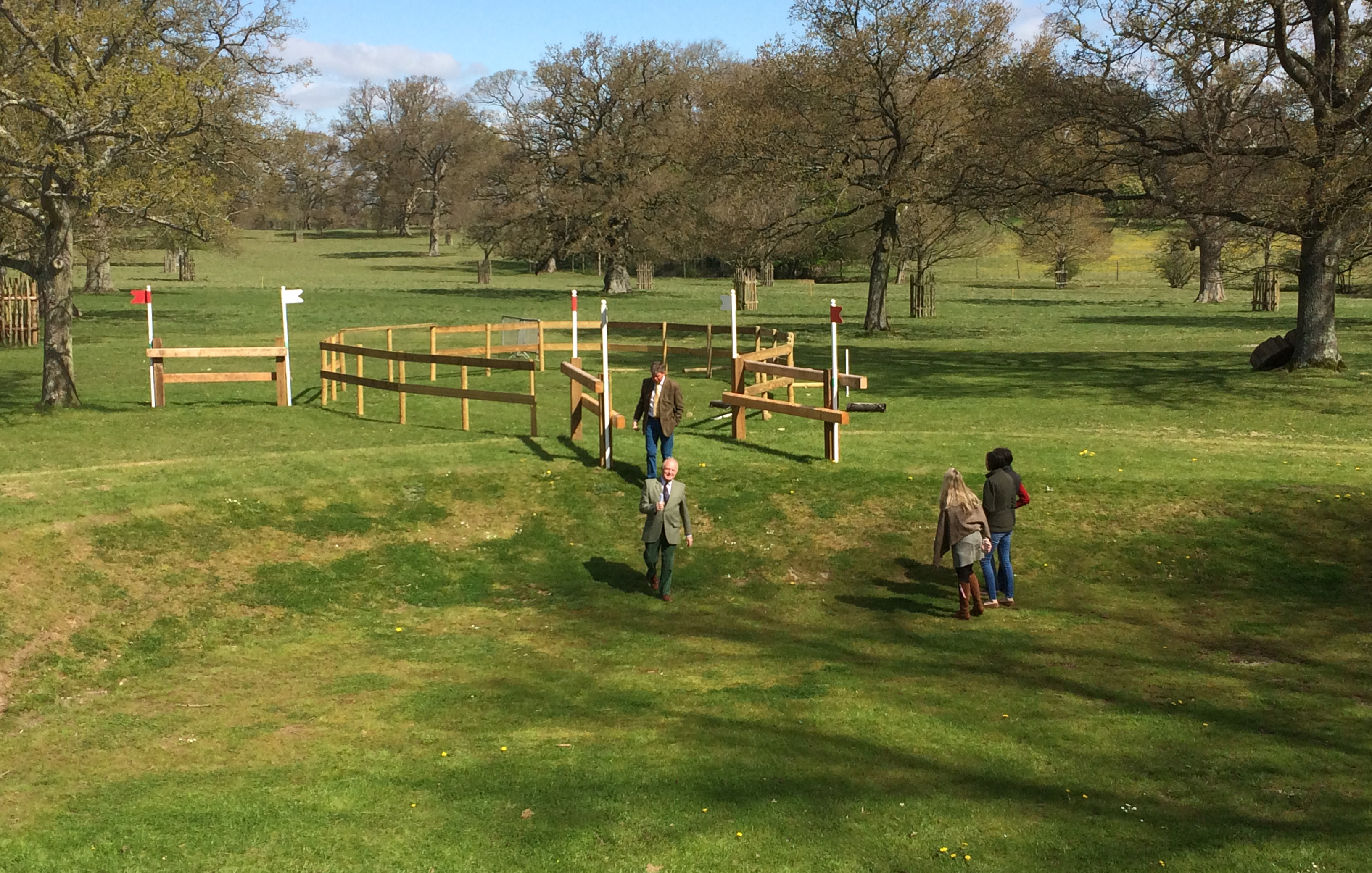 Badminton cross-country course