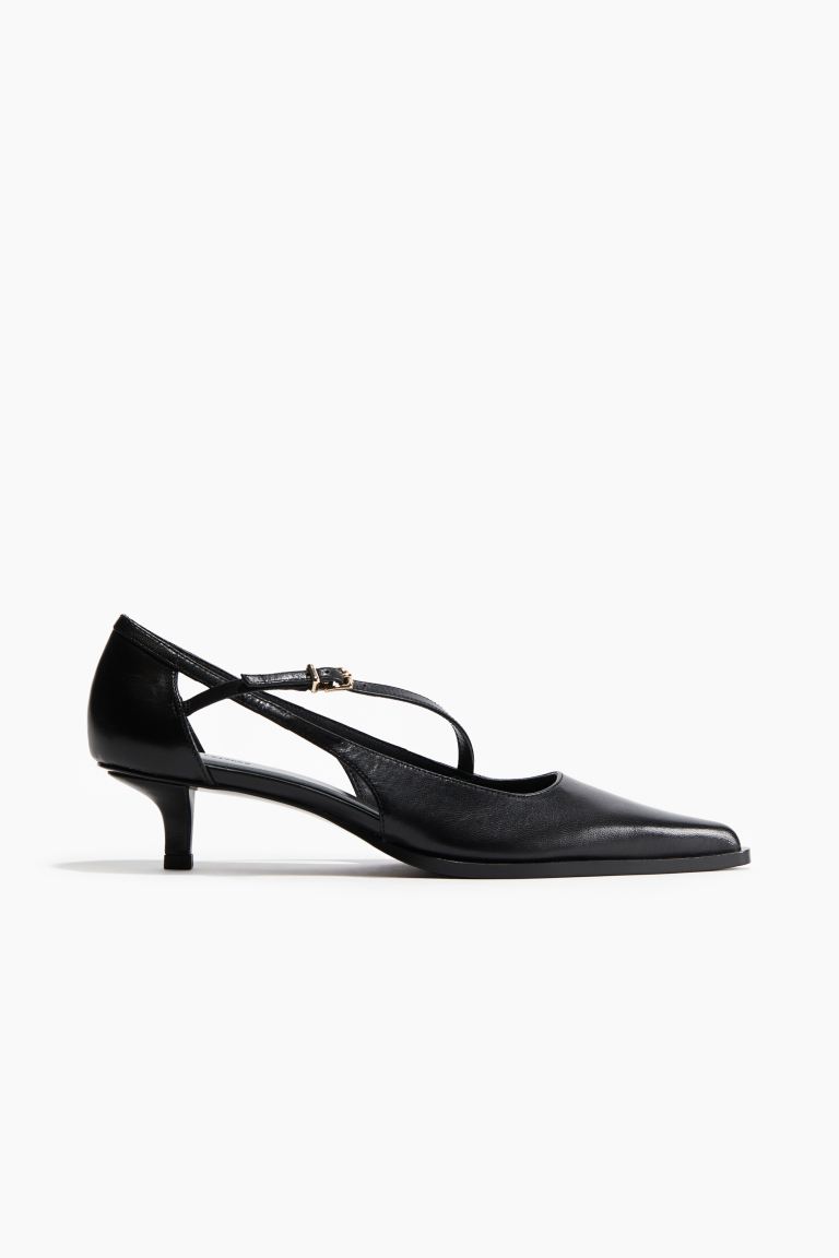 Pointed-Toe Leather Pumps