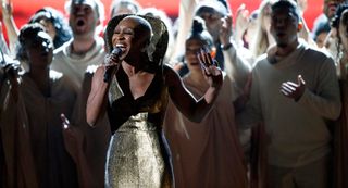 Cynthia Erivo sings Stand Up at the 2020 Oscars