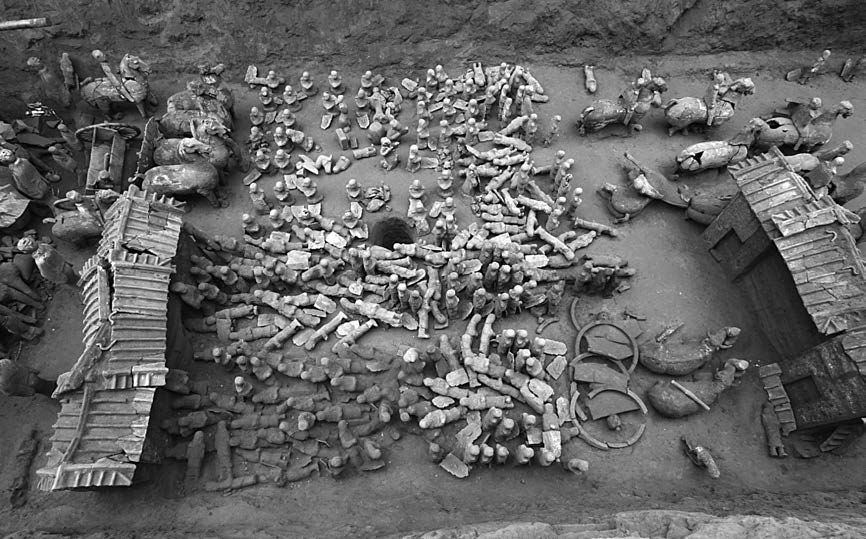 hundreds-of-tiny-terracotta-warriors-found-guarding-2-100-year-old