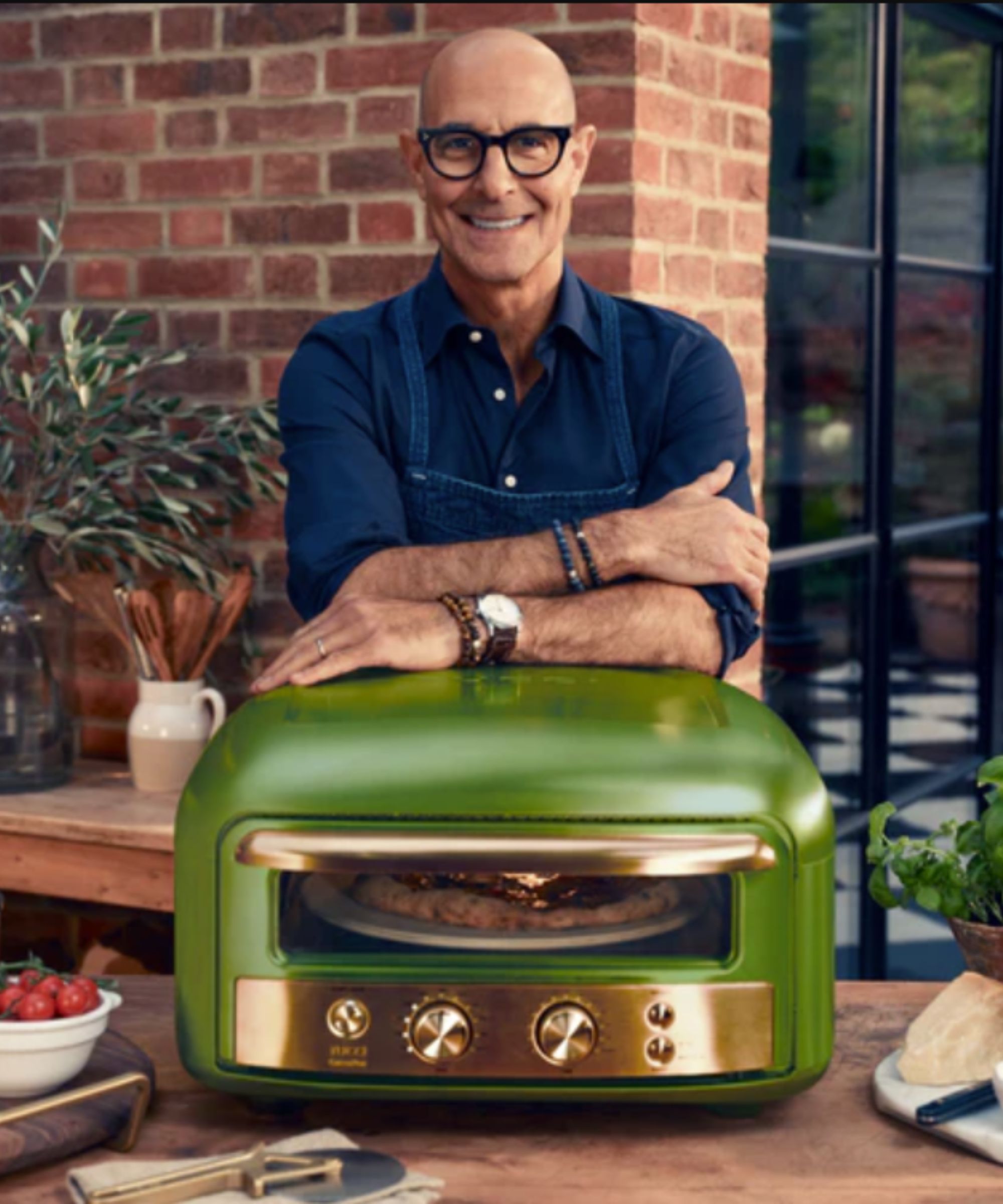 Stanley Tucci's GreenPan pizza oven