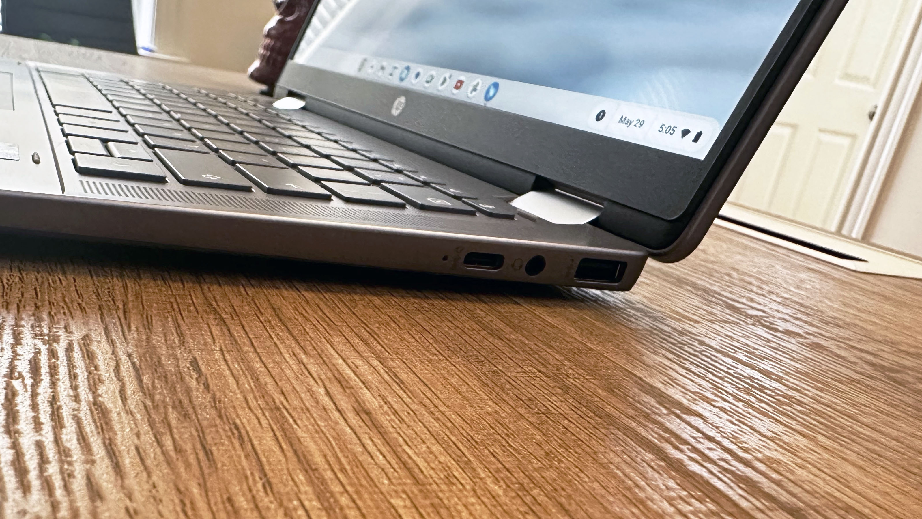 HP Chromebook Plus x360 (2024): разочаровывающий ноутбук среднего уровня