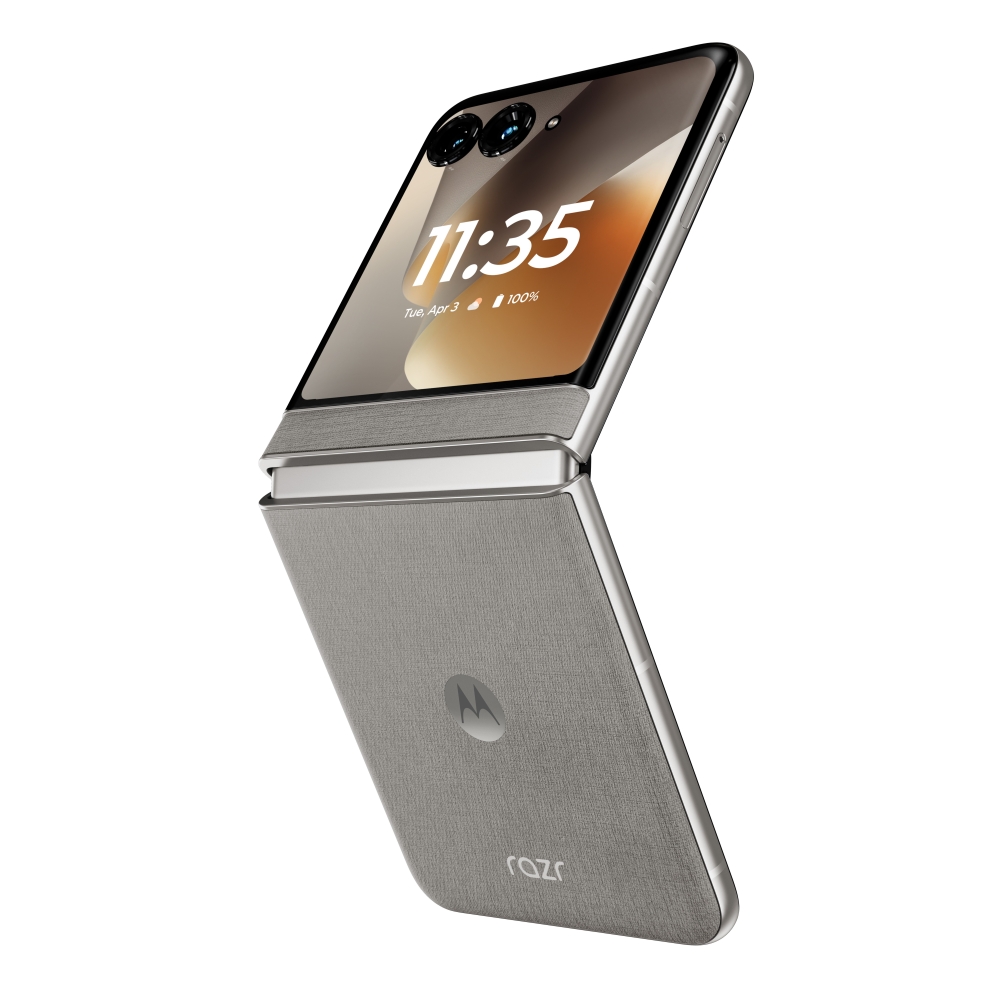 Motorola Razr 2026 render