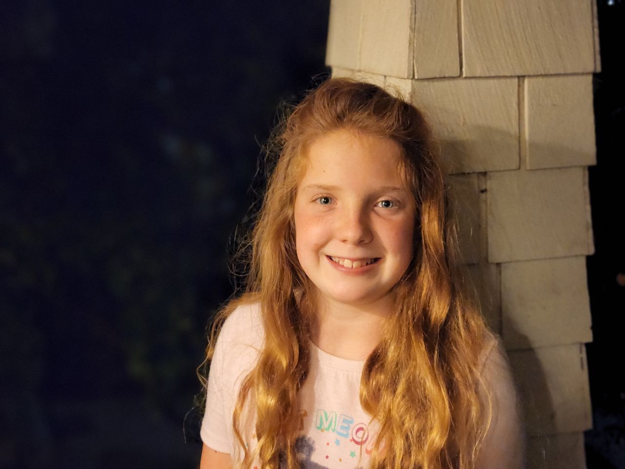 Galaxy S22 portrait mode night