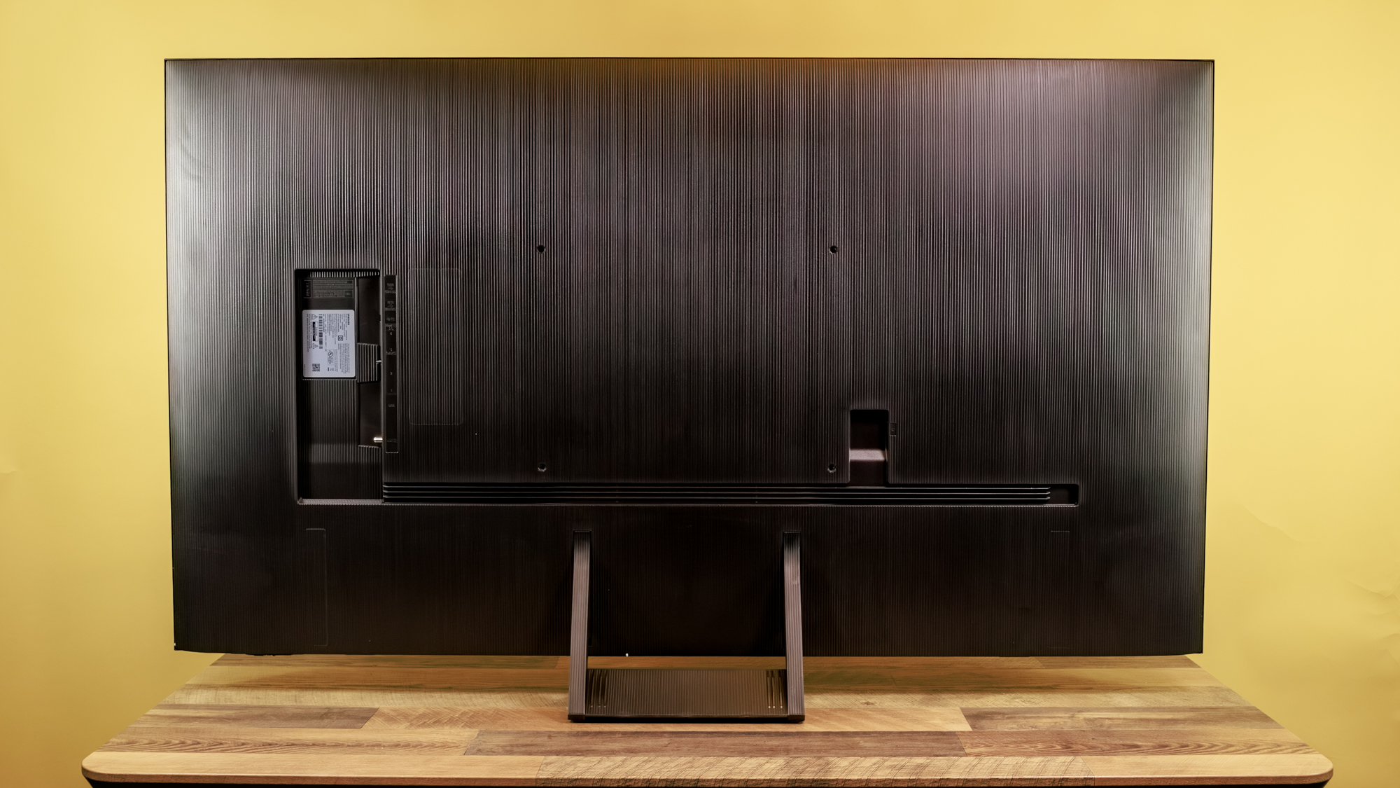 Samsung NEO QLED QN70F TV on a table