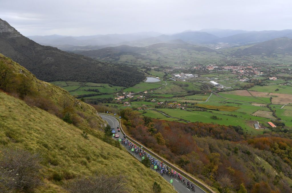 VILLANUEVA DE VALDEGOVIA SPAIN OCTOBER 27 Puerto de Ordua 900m Peloton Landscape Mountains during the 75th Tour of Spain 2020 Stage 7 a 1597km from VitoriaGasteiz to Villanueva de Valdegovia lavuelta LaVuelta20 La Vuelta on October 27 2020 in Villanueva de Valdegovia Spain Photo by Justin SetterfieldGetty Images