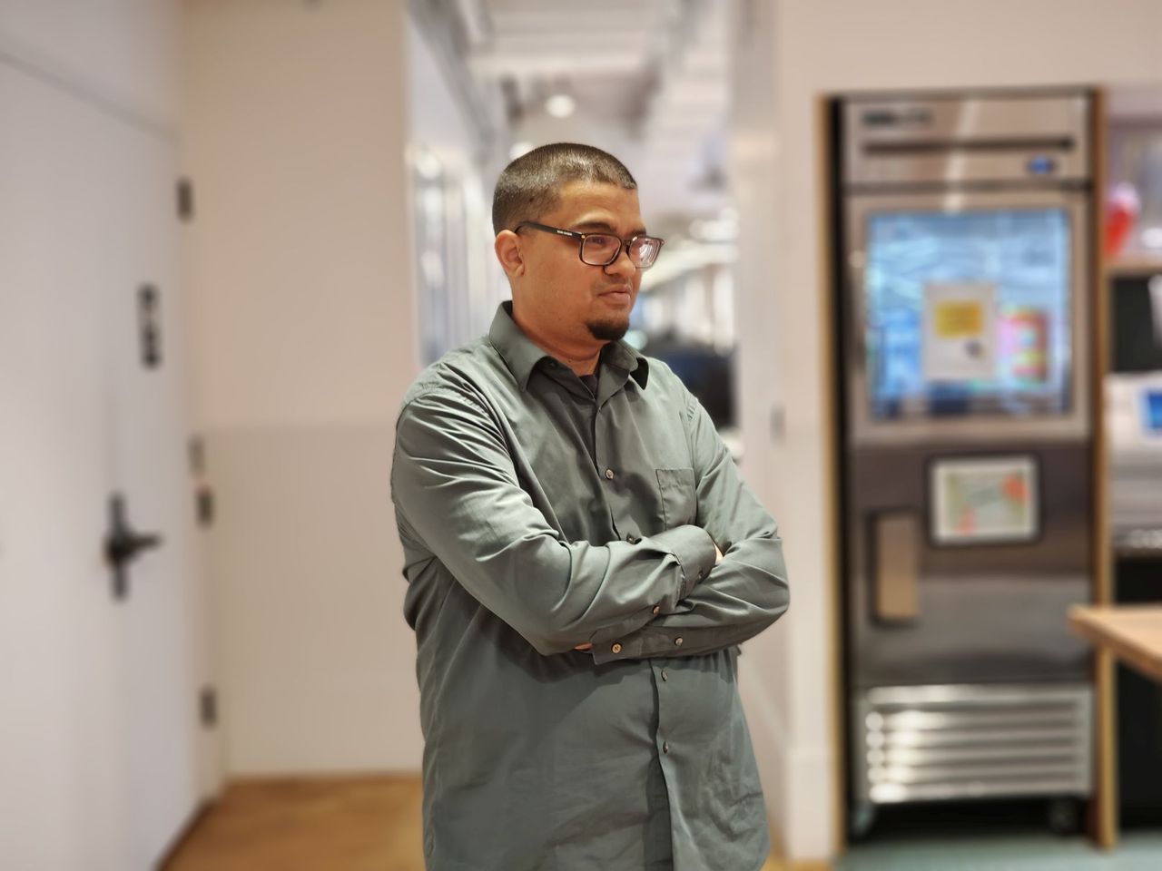 Motorola Razr Plus 2024 portrait sample.