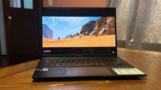 Asus Zenbook 14 (Q409ZA) OLED