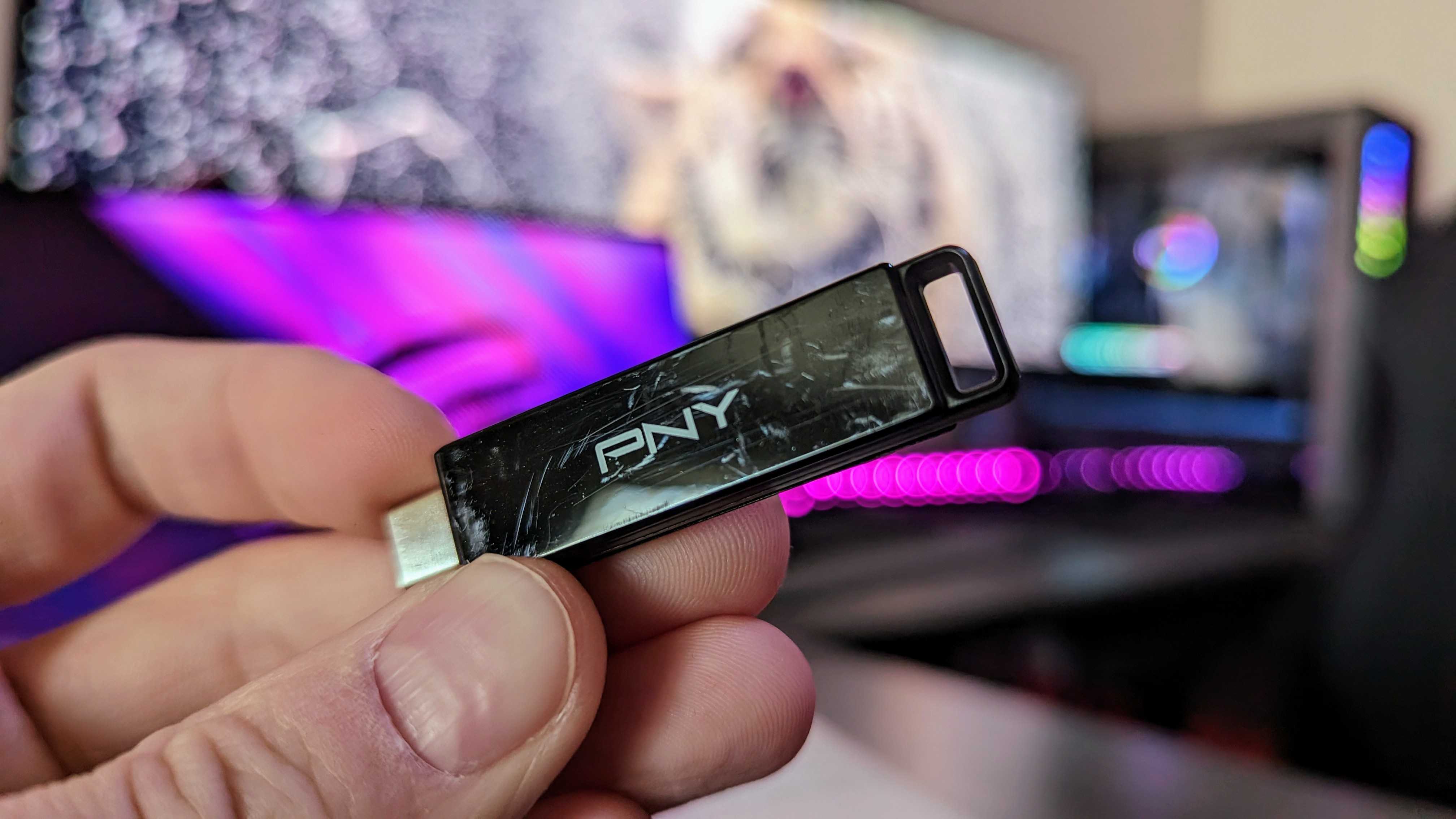 Imagem de unidades flash USB PNY.