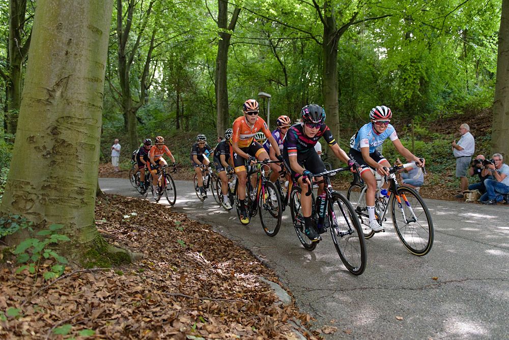 Alena Amialiusik (CANYON//SRAM Racing) and Kasia Niewiadoma (Rabo Liv) lead on the penultimate time up the climb at the 123 km Stage 3 of the Boels Ladies Tour 2016
