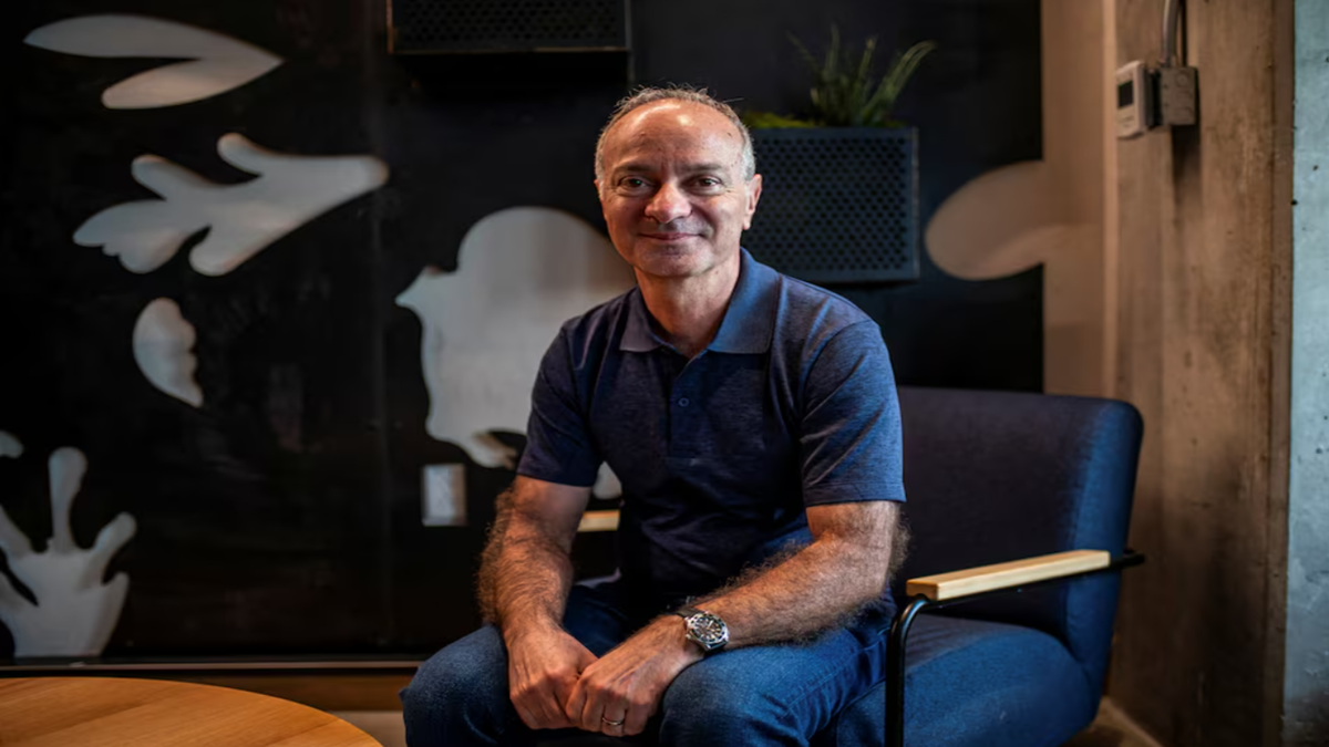 Arm brings back ex-VP of engineering from AWS as it may seek to compete with its own customers with rival server CPUs