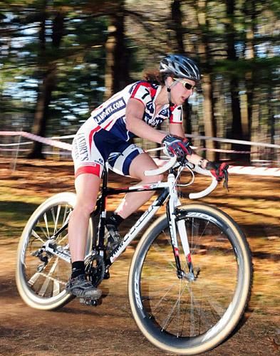 Sara Bresnick-Zocci (Pedalpower coaching-Landry's) is no stranger to riding singletrack.