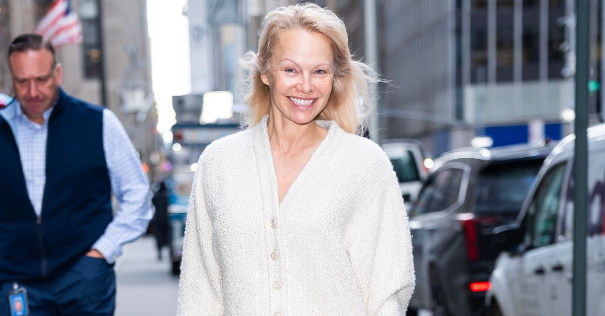 Pamela Anderson’s Elegant Capsule Wardrobe Is Top-Tier Style Inspo