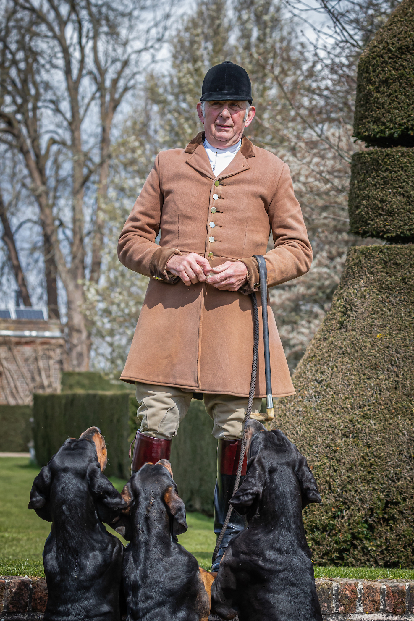 Huntsman Nic Wheeler of the Coakham Bloodhounds