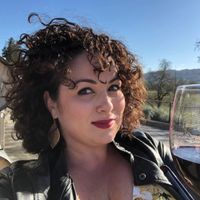 Julie Tremaine's avatar