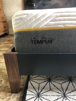 Tempur mattress corner detail