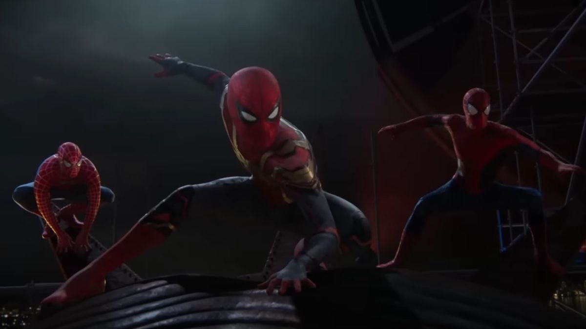 Spider-Man: No Way Home&#039;s three Spider-Men posed for battle