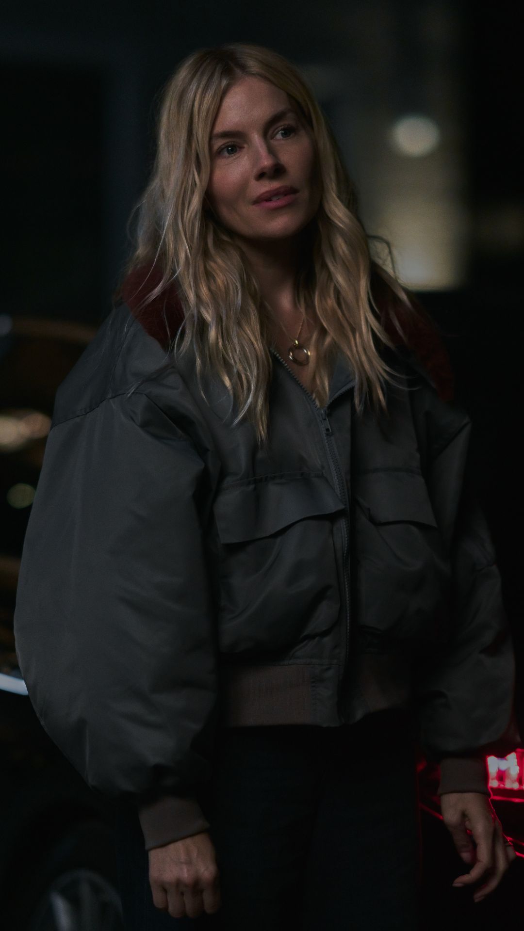 Sienna Miller as Carla Duval in War