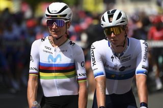Annemiek van Vleuten and Lorena Wiebes start line stage 1 of the Tour de France Femmes