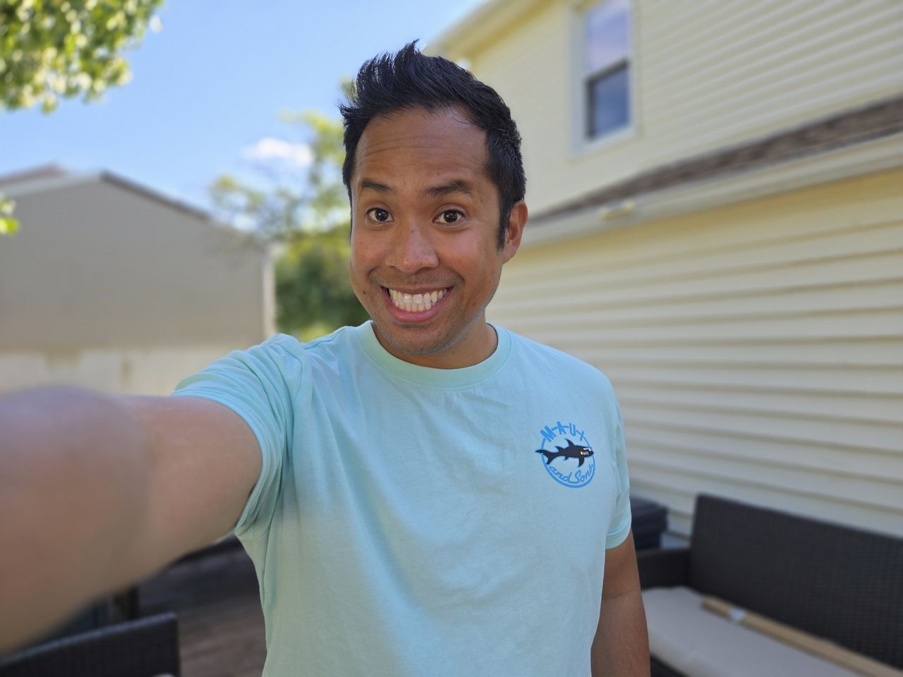 Samsung Galaxy Z Flip 6 portrait sample.