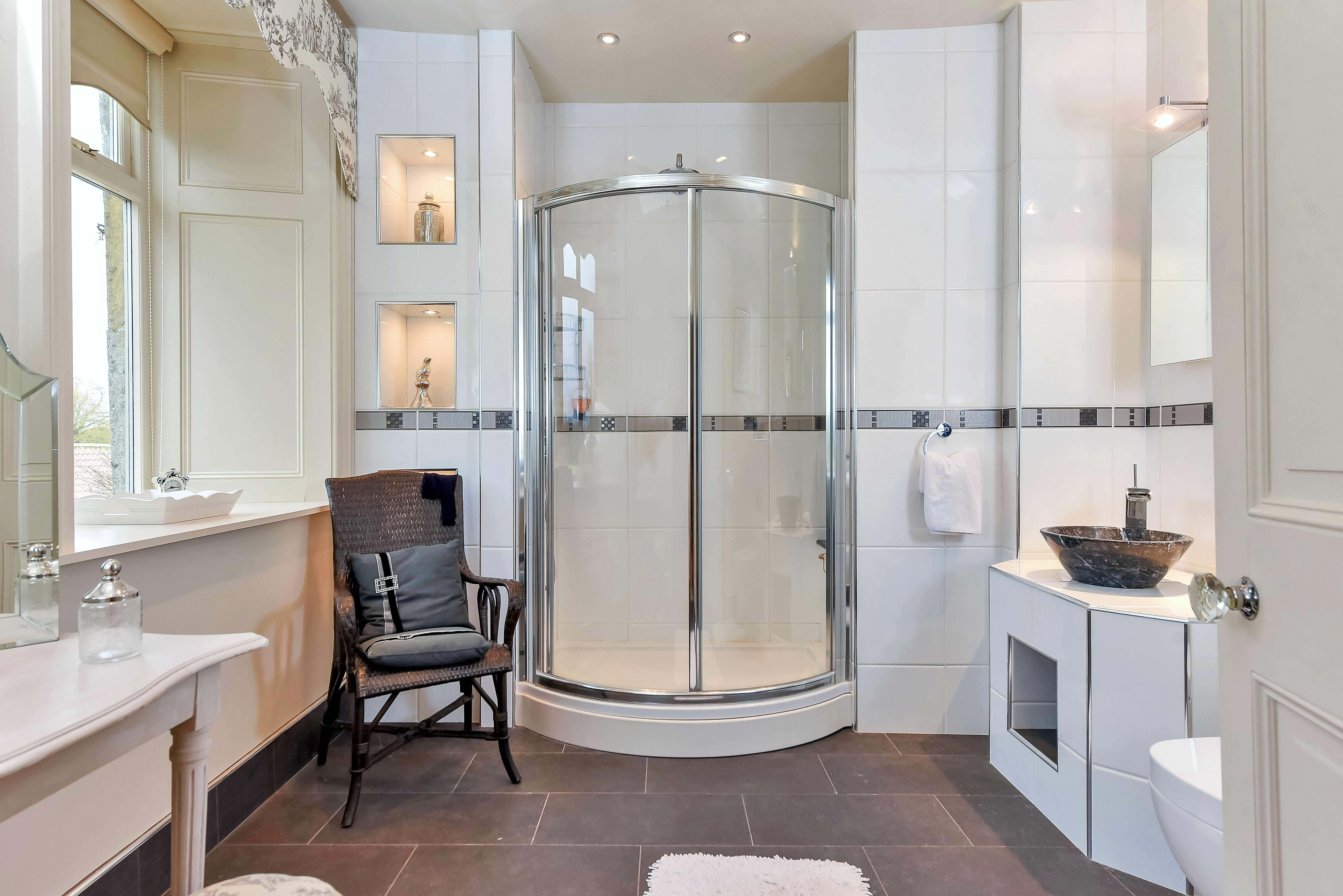 Hougham Manor PH-82