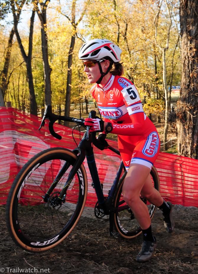 Elle Anderson (Cal Giant Berry Farms/ Specialized) trying to keep Comton in sight