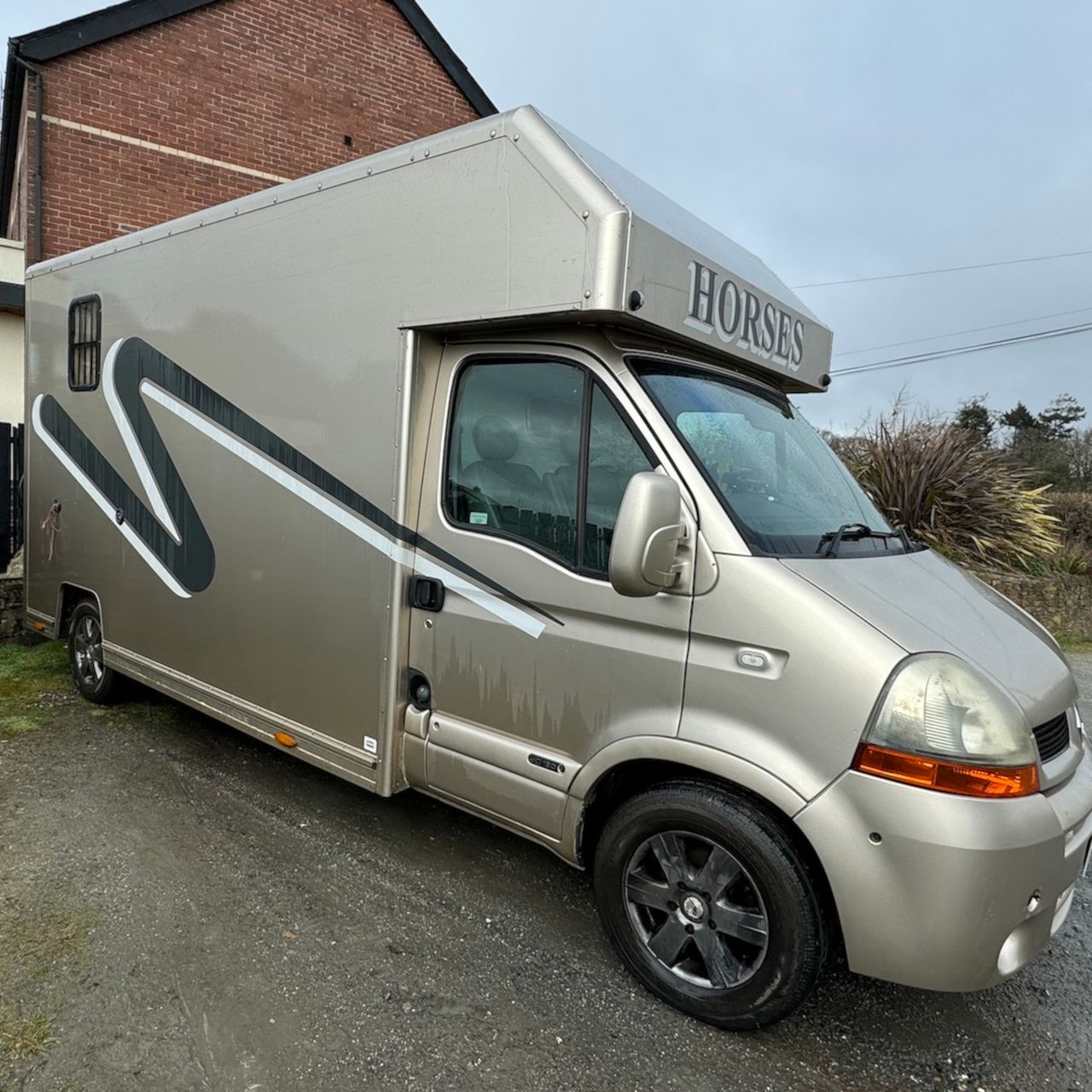 newly cleaned horse box
