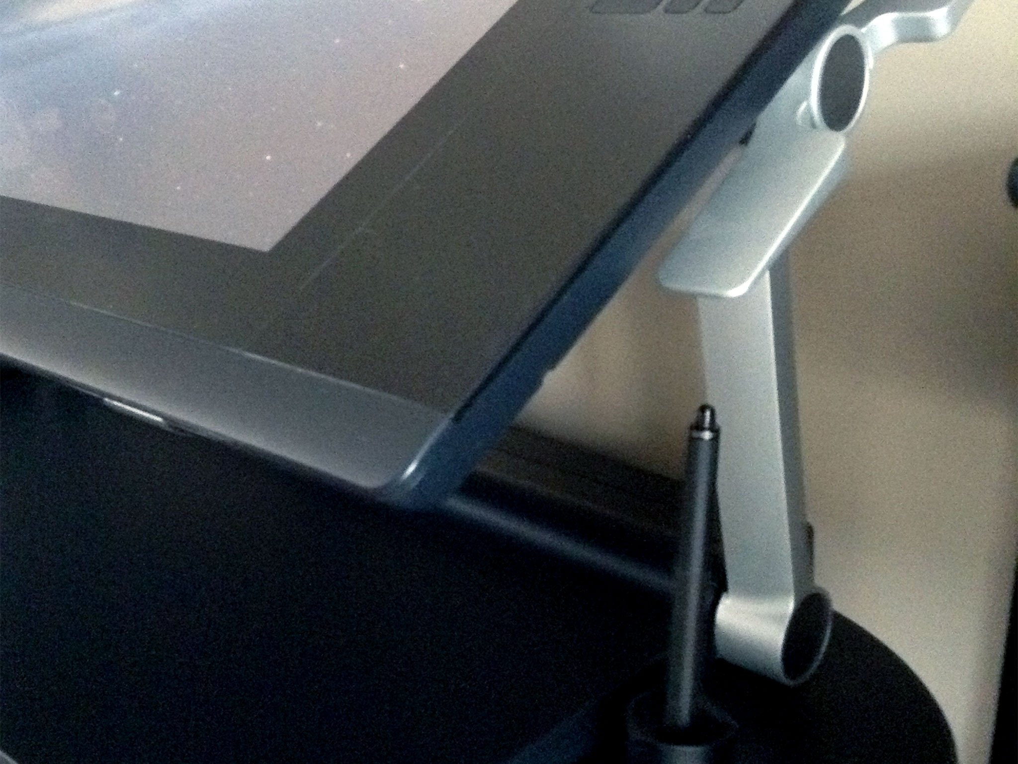 Wacom Cintiq 24HD Touch stand