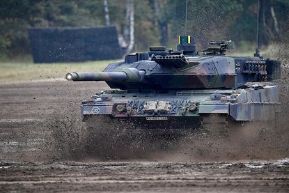 Leopard 2 battle tanks