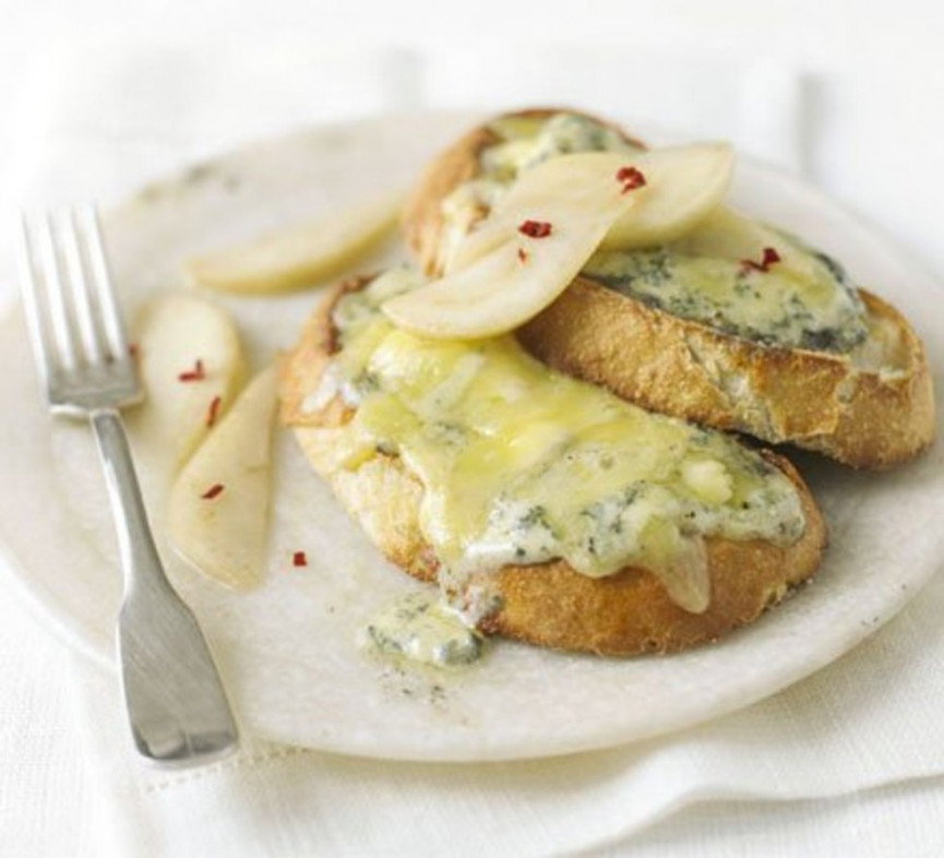 28-easy-ways-to-pimp-your-cheese-on-toast-25-1556688410-TrbX-column-width-inline