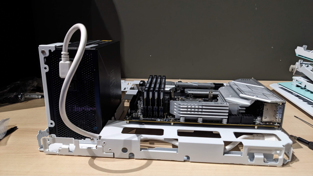 Cooler Master Qube 500