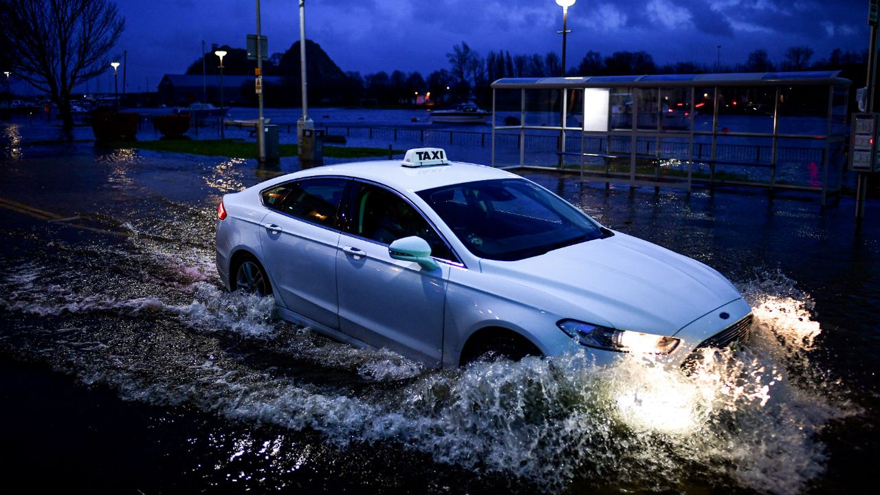 Storm, UK Flooding