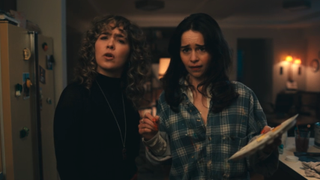 Haley Lu Richardson and Emilia Clarke looking confused in Ponies episode 4