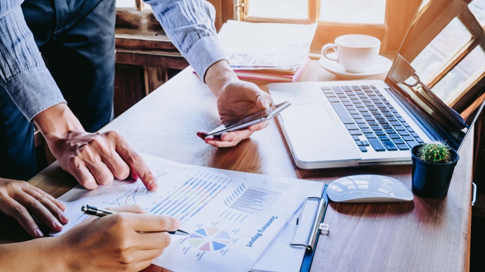 This tax-themed malvertising attack can blind security software before it arrives — and then unleashes ransomware