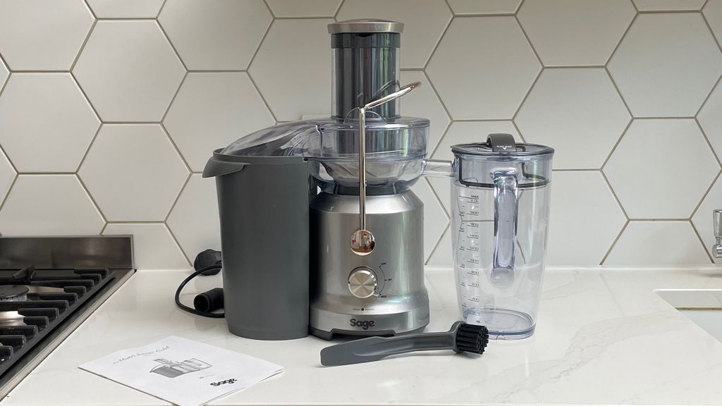 The best juicer 2025 cold press and centrifugal juicers tested by