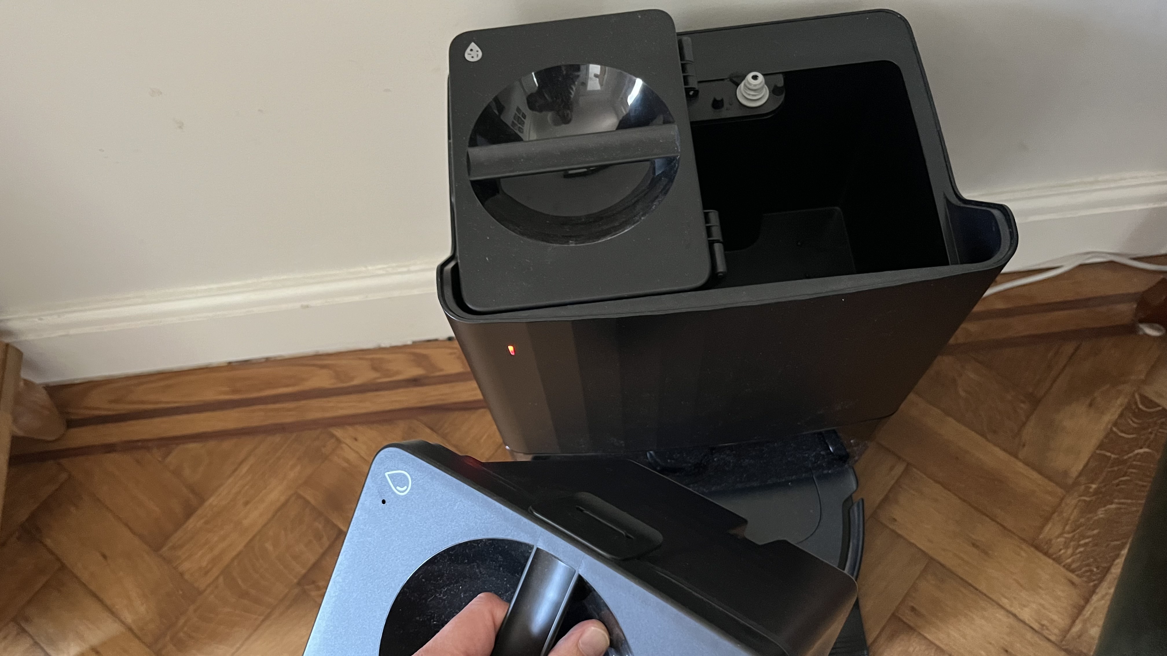 roborock Qrevo S Pro water tank is located in the dock