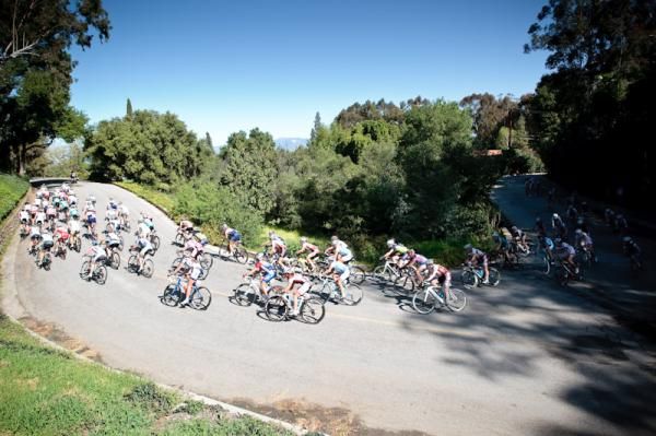 The women head up into the neighborhoods of Redlands.