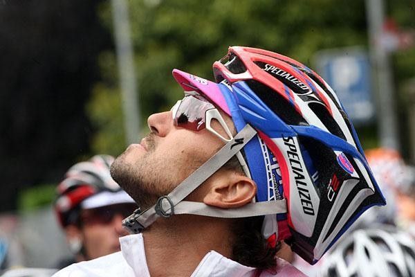 Marzio Bruseghin (Lampre) checks the skies to see if the sun might come out - he was disappointed.