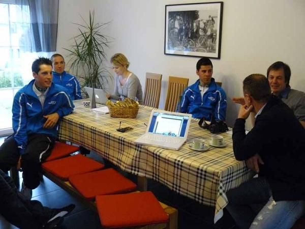 Team NetApp meets the press