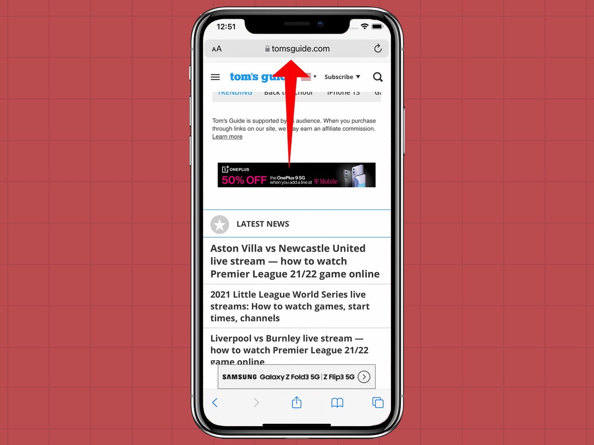 How to change the location of the tab bar in iOS 15 Safari