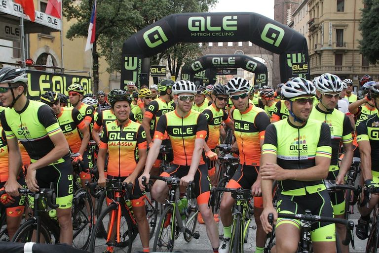 ale cycle clothing