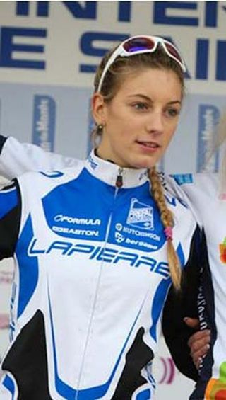 Pauline Ferrand Prevot (Lapierre International) celebrates her 2nd place finish at the 2011 French Cyclo Cross Championships