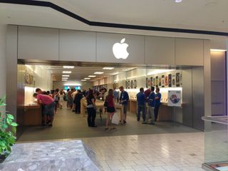Apple Macarthur Center