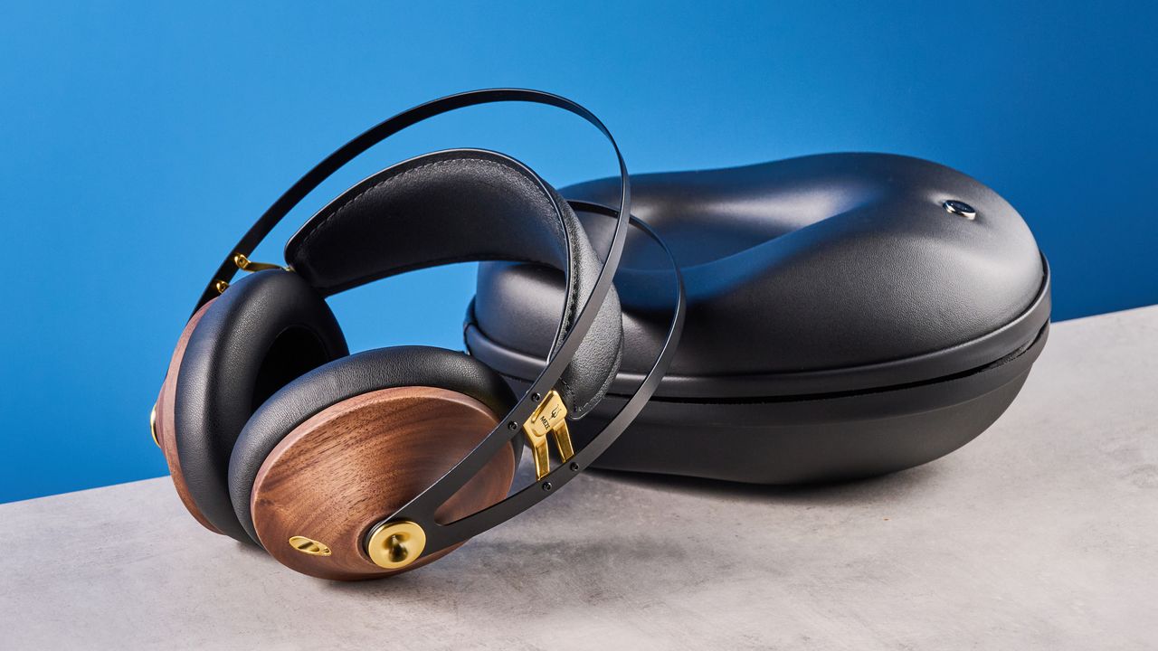 I tried audiophile icon Meze’s brand-new entry-level headphones — and I feel like I’m hearing my favorite songs for the first time